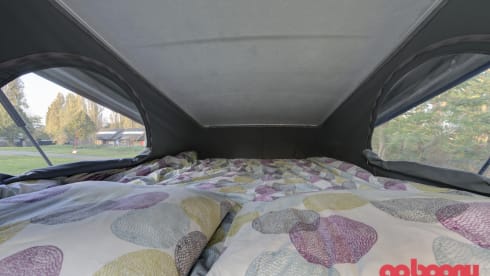 Den Burt – Nouveau camping-car Burstner 4pers