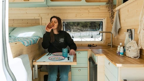 Makai – Van Camperizzato in legno