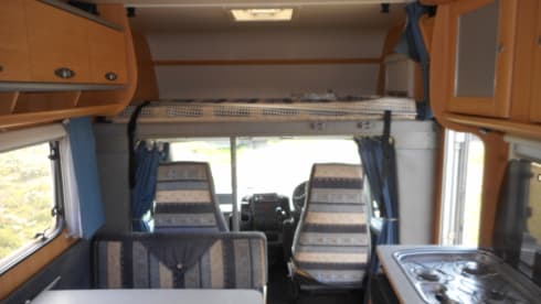 Easy 7  motorhome 6 berth Dethleffs 