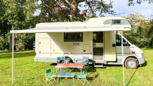 Perfect family camper with bunk bed