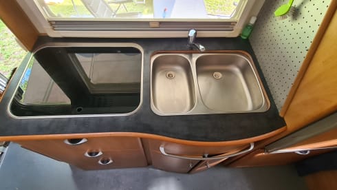 Voor alle seizoenen geschikt!  – Hymer integral - spacious layout for 4 to 6 people