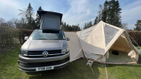4 berth Volkswagen bus from 2018