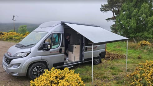SF24 DWP - Manual Transmission – 4 berth Autotrail campervan from 2024