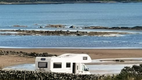 Samantha – Luxury 6 Birth 746 Rollerteam Motorhome