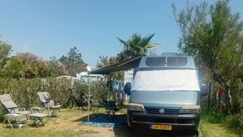 2p Fiat bus uit 2006