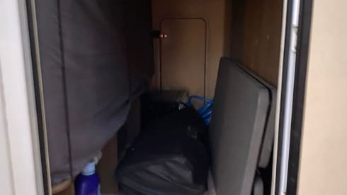 Havana – 6 birth Motorhome Fully INSURED and Equipped + breakdown cover