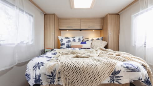 H1 – Fiat Sunlight V69 Brand new for 2026, 2 berth Auto