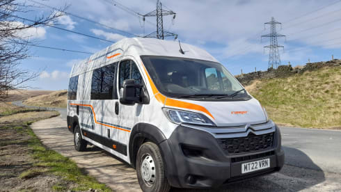 MT22 – 4 Berth Campervan/MotoRhome - fully equipped for your next Adventure