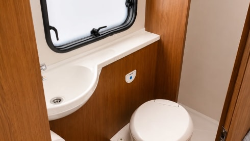 4 berth - Autotrail Tribute T-715 