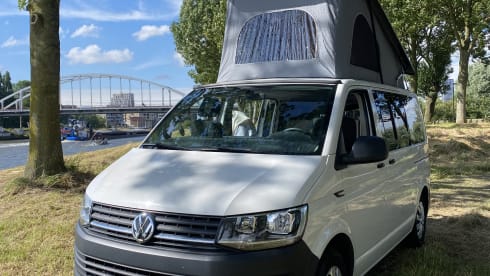 Volkswagen camper bus