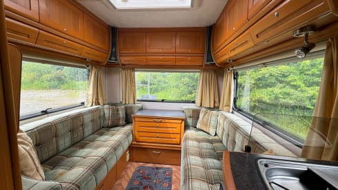 Lulu – 6 Berth Bessacarr 795