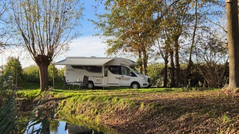 4p Benimar semi-integrated uit 2023