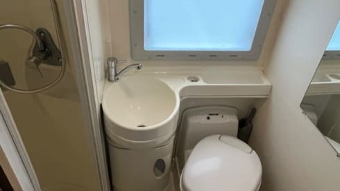 Roller Team – Spacious, cozy family camper