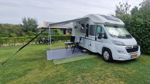 Fran01 – Adria Coral Axess 600 SL