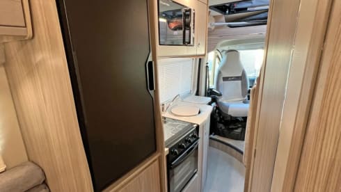Betty Ruth – Elddis 4 berth Automatic Campervan 2024 With Double Bed Pop Top
