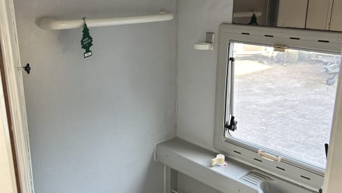 Ouwe Beer – The 'Old Bear' cozy compact camper.