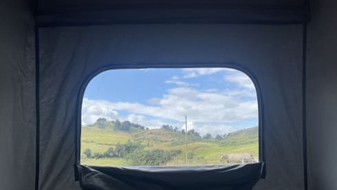 Daisy – 4 berth Volkswagen campervan from 2016