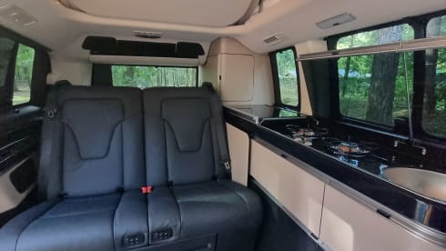 Take some Days Off with 4p Mercedes Marco Polo from 2024