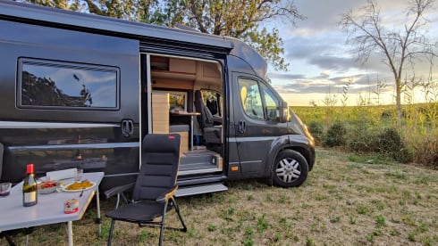 Finn de Campervan – 100% autonomy & comfort