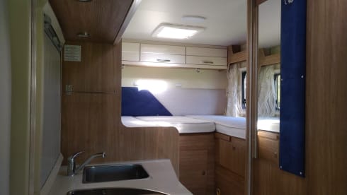 Merry Mary – Spacious Rimor 98p 2019 - Single beds - Pull-down bed - Air conditioning - Lots of sunlight