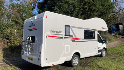 Rollerteam Zefiro 675 6 Berth Luxury Family Motorhome