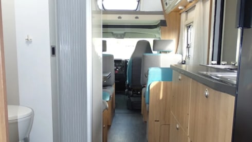 Camper di lusso a 7 posti letto del 2020