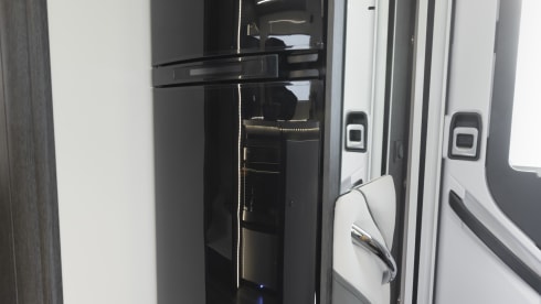 2026 Reg Island Bed Automatic 4 Berth Motorhome