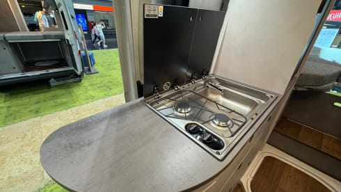 Freedom Suite – 2p Pössl bus uit 2026