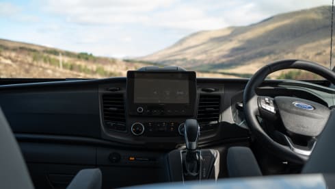 5 berth Ford roller team 685