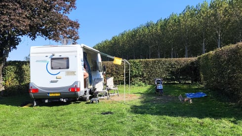 B544 – 6-seater Hymer integrated from 1999