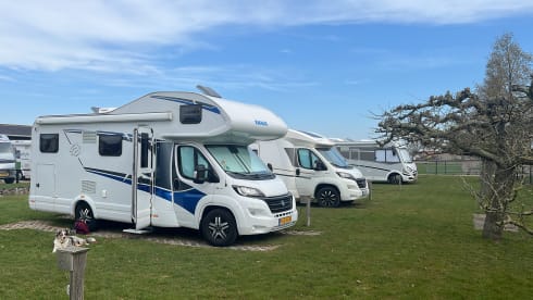 Johnny Bravo – 6p Knaus alcove from 2021