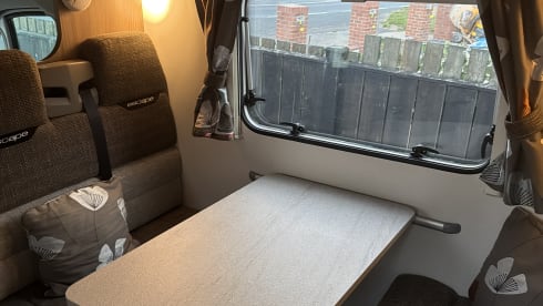 Coastal Campers – Cabane Fiat 6 couchages de 2016