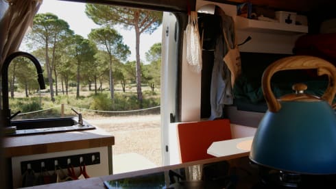 Peus – Off-grid camper with new interior 2023