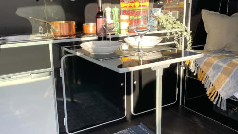 Jeff – Jeff- 4 Berth Volkswagen Campervan - New Professional Conversion