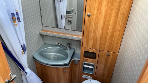 Bürstner camper for 2 people