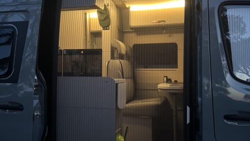 4p Hymer bus from 2024