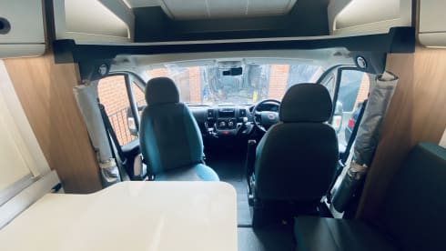 Luxury 4 Berth Motorhome Automatic