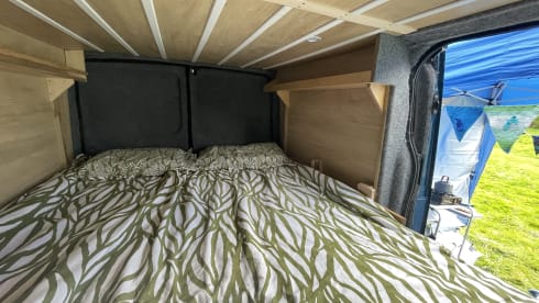 Peggy Blue – 3 berth Ford campervan conversion