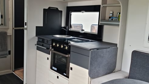 Marjorie  – 5* Ford Chausson 4 birth 6 speed automatic