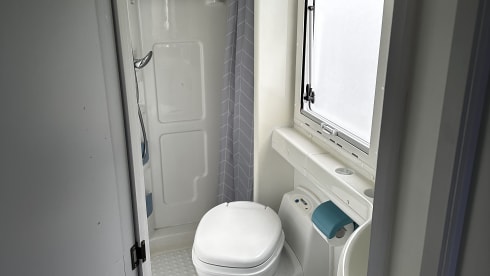 4p Chausson semi-integrated from 2001