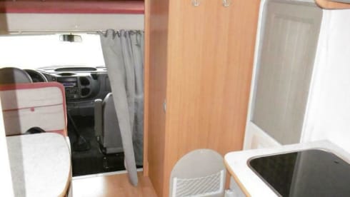 Camper familiare bello e grande per 6 persone