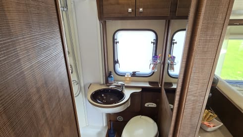 Forster A699 EB – Eura Mobil Alcove Off Grid family camper 