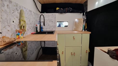 EsteVan – Freedom and comfort with our self-build dream