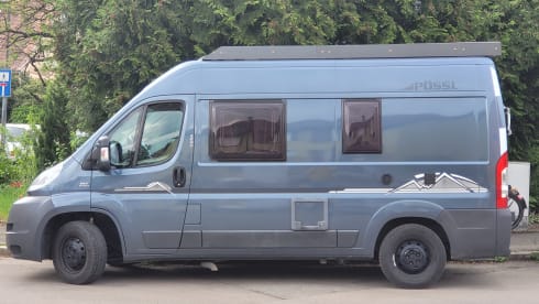 Kenu – Beautiful 5.4m long Pössl Roadcamp