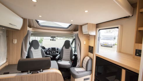 T69L – Complete HomeCar family camper with motor air conditioning and awning,