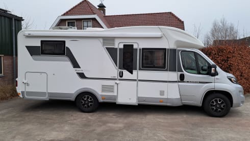 Adria Matrix 670 DC – 4p Adria Mobil semi-integrated from 2019