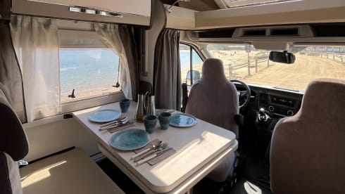 Fabulous super-equipped camper