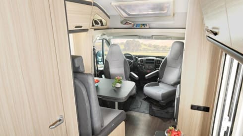 Langkofel – 4p Sun Living semi-integrated from 2023