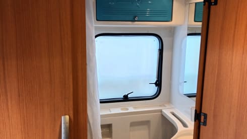 Ford Alkoven mit 7 Schlafplätzen von 2007