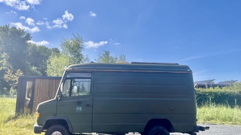 Bhumi – My romantic Mercedes campertruck is looking for adventure 